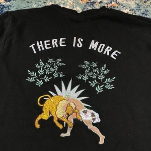 Hillsong There Is More Pullover Women’s Small